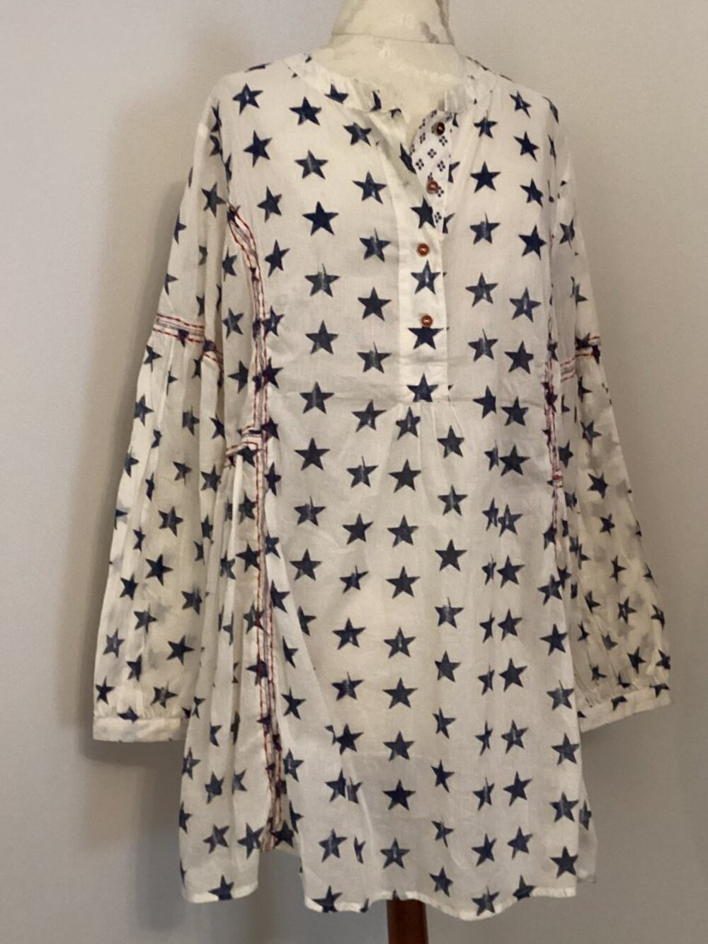 NEW! LANE BRYANT STAR PRINT LIGHTWEIGHT PEASANT TUNIC TOP 14/16 AMERICA BOHO